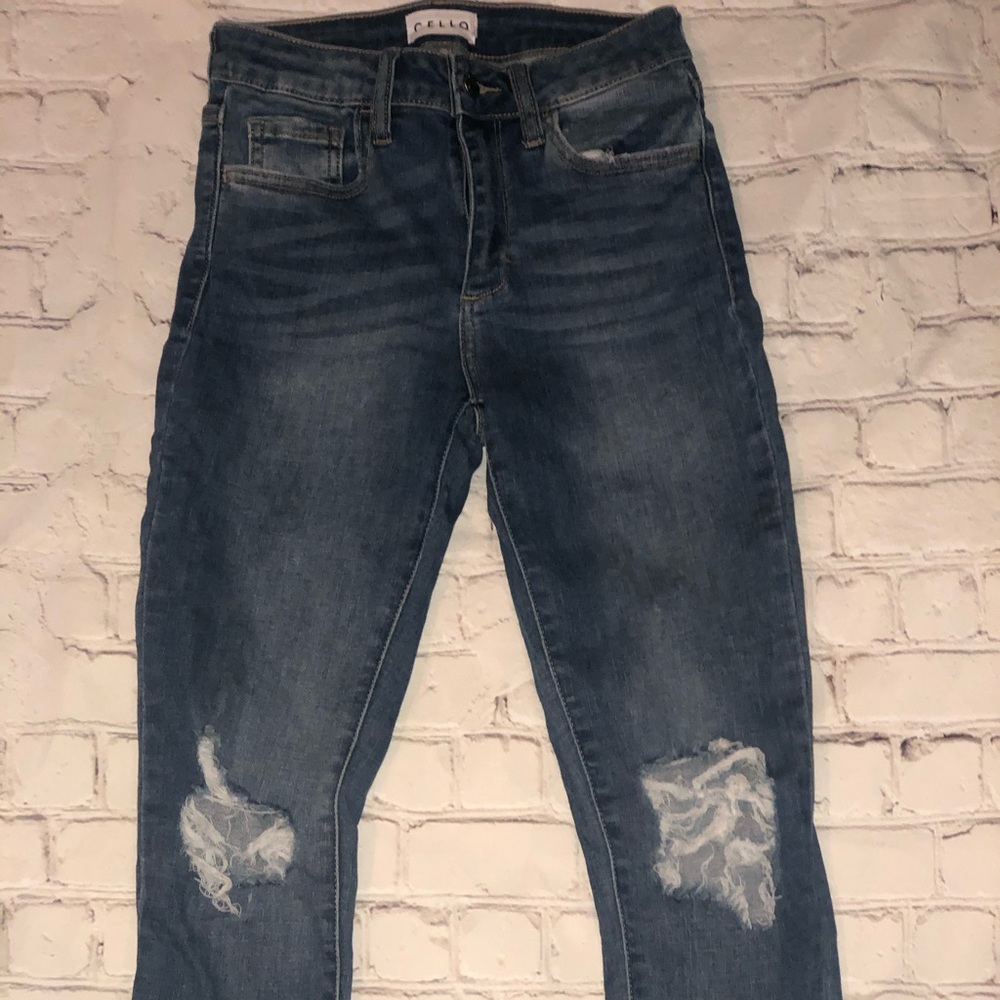 Perfect skinnies to go with any top!